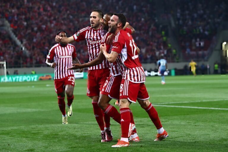 Ολυμπιακός-Άστον Βίλα 1-0: Σε εξέλιξη το ιστορικό ημίχρονο για τον Θρύλο – Σκόραρε ο Ελ Κααμπί, σείεται το «Γ. Καραϊσκάκης» [βίντεο]