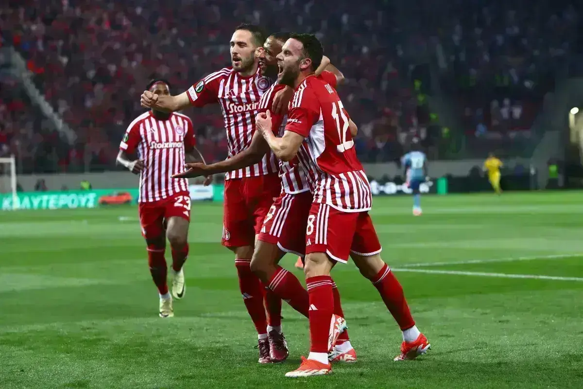 Ολυμπιακός-Άστον Βίλα 1-0: 45 λεπτά μακριά από το όνειρο οι ερυθρόλευκοι - Σκόραρε ο Ελ Κααμπί, σείεται το «Γ. Καραϊσκάκης» [βίντεο]