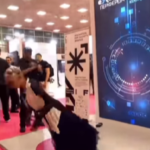 Ρομπότ Σοφία: Στέλνει μήνυμα στους Έλληνες- Τι λέει για την τούμπα