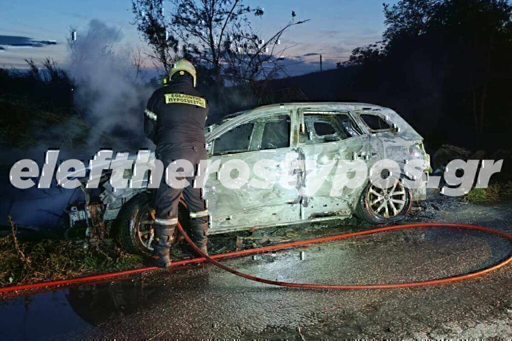 Στις φλόγες κλεμμένο όχημα στην ΕΟ Θεσσαλονίκης – Μουδανιών – Ερευνάται από την ΕΛ.ΑΣ.