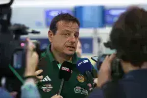 Φάιναλ Φορ: Πέταξε για Βερολίνο ο Παναθηναϊκός - «Να διεκδικήσουμε τον τίτλο, πρώτα ο ημιτελικός» το μήνυμα Αταμάν