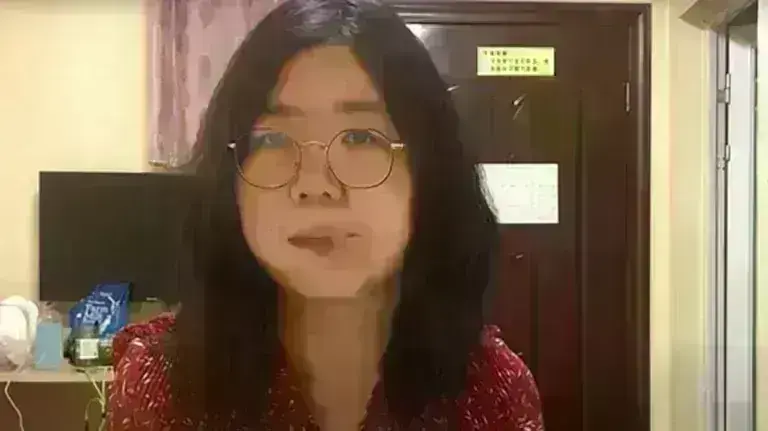 Κίνα: Αποφυλακίζεται η δημοσιογράφος που παρουσίασε εικόνες της Γουχάν τους πρώτους μήνες της πανδημίας