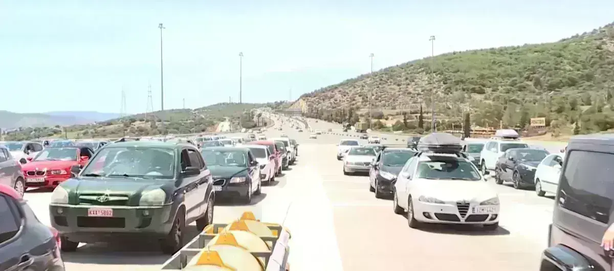 Κορυφώνεται η επιστροφή των εκδρομέων του Πάσχα: Που υπάρχουν προβλήματα [χάρτες]