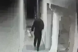 Θρίλερ στη Βραυρώνα: «Τα γυρίζει» ο πατέρας - Ζωντανό γεννήθηκε το βρέφος [βίντεο]