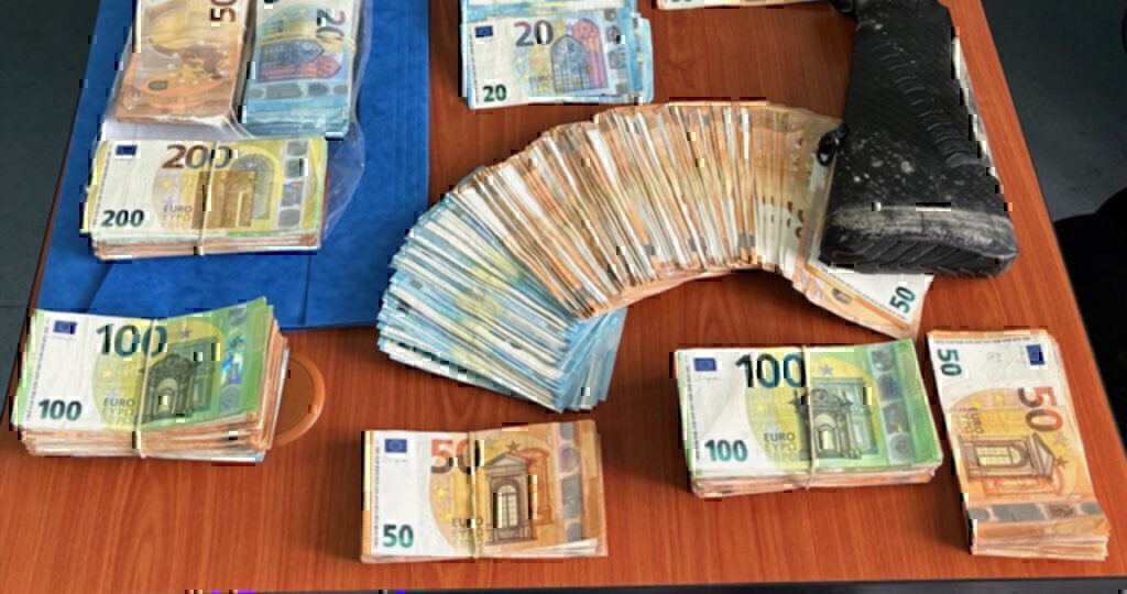 Χαλκίδα: Ονόματα και «ταρίφες» από 250 έως 10.000 ευρώ στο σημειωματάριο της διευθύντριας – «Φωτιά» το τεφτέρι της «Μεγάλης»