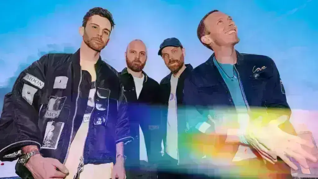 Coldplay: Τα βινύλια του νέου άλμπουμ Moon Music θα κατασκευαστούν από παλιά πλαστικά μπουκάλια