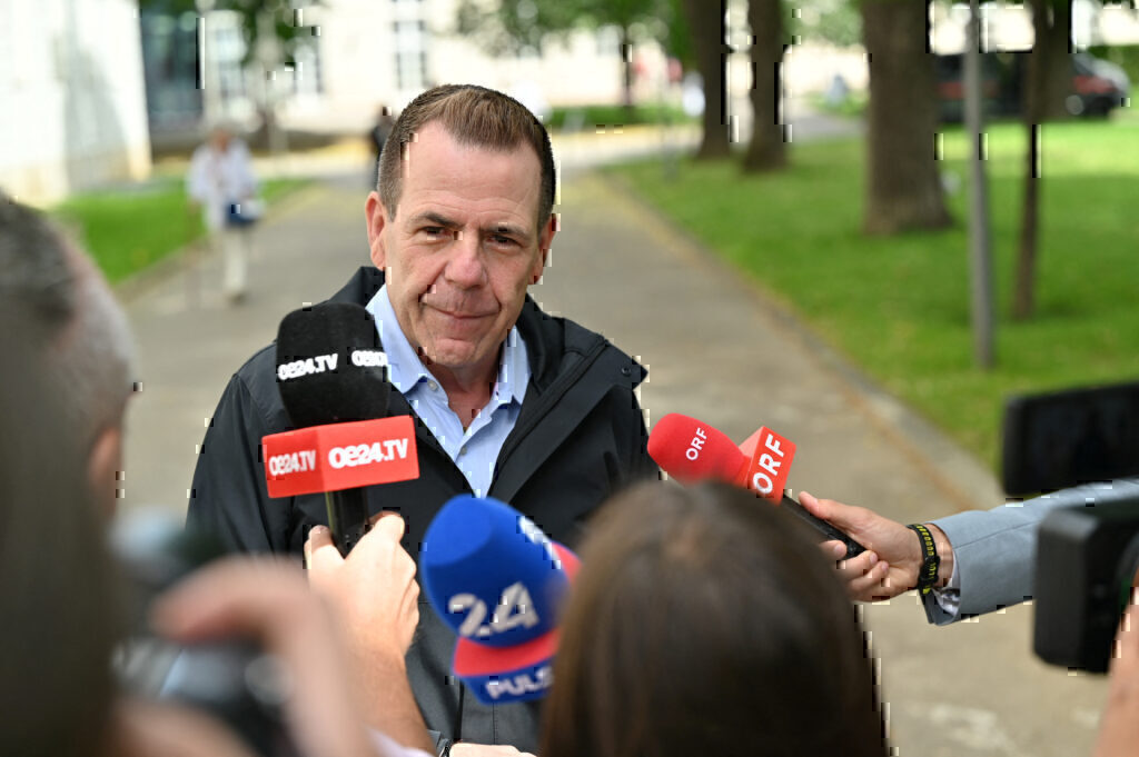 Αυστρία-ευρωεκλογές: Επικράτηση του ακροδεξιού λαϊκιστικού FPÖ