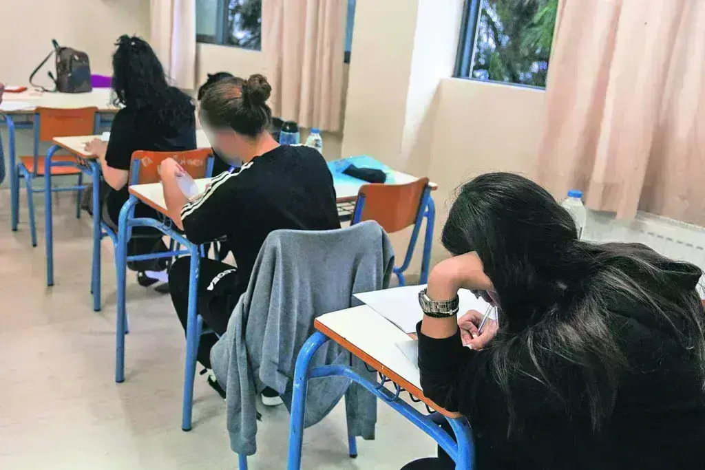 Πανελλήνιες 2024: Οι πρώτοι των πρώτων μιλάνε στον ΕΤ για το μυστικό της επιτυχίας
