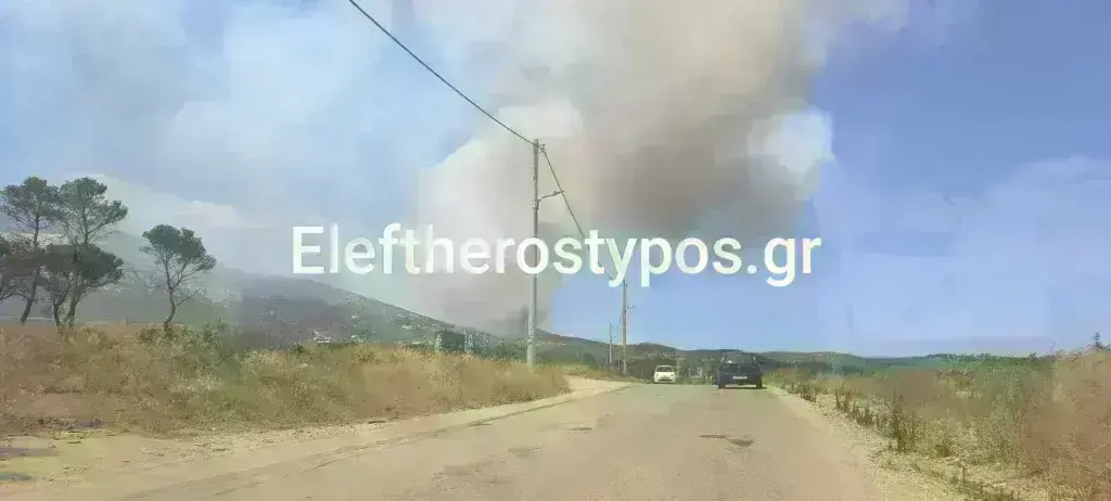 Χωρίς ενεργό μέτωπο η φωτιά στην Πάρνηθα