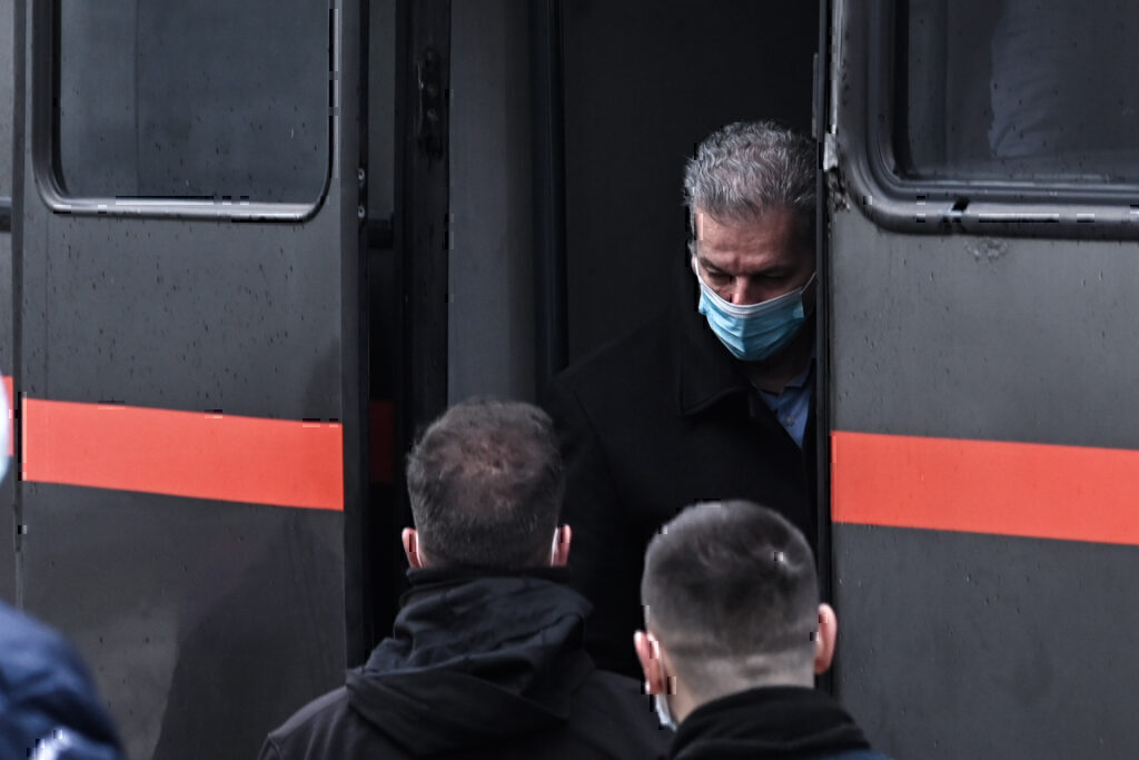 Folli Follie: Χωρίς αναστολή οι ποινές στα μέλη της οικογένειας Κουτσολιούτσου – Ποιοι θα πάνε στην φυλακή