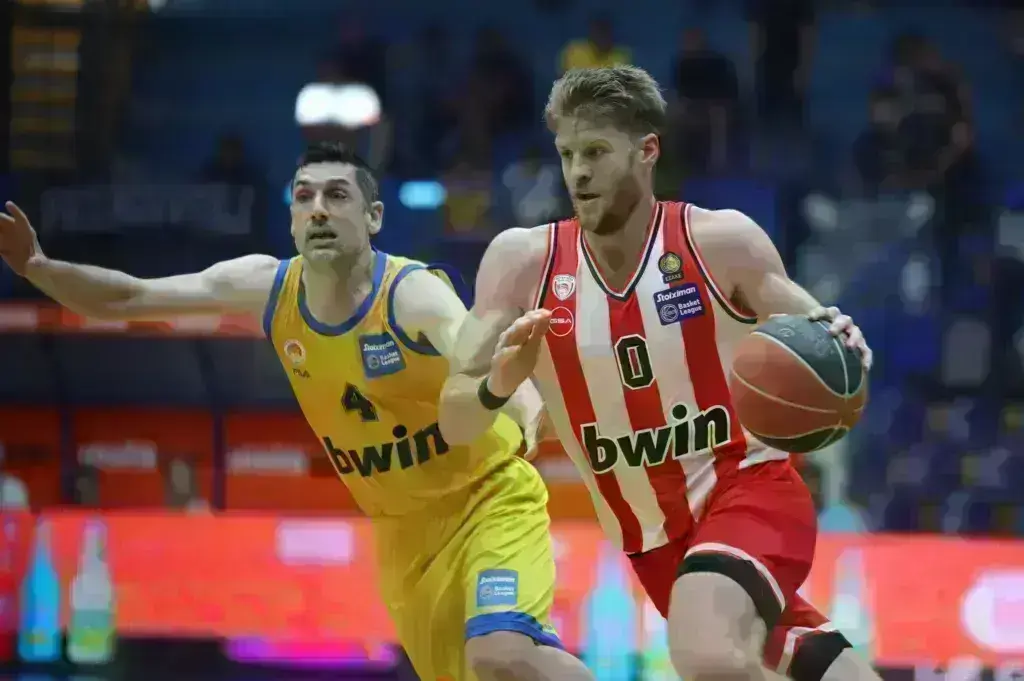 Basket League: Πρώτος φιναλίστ των τελικών ο Ολυμπιακός – Με το 84-71 έκαναν το 2-0 επί του Πε