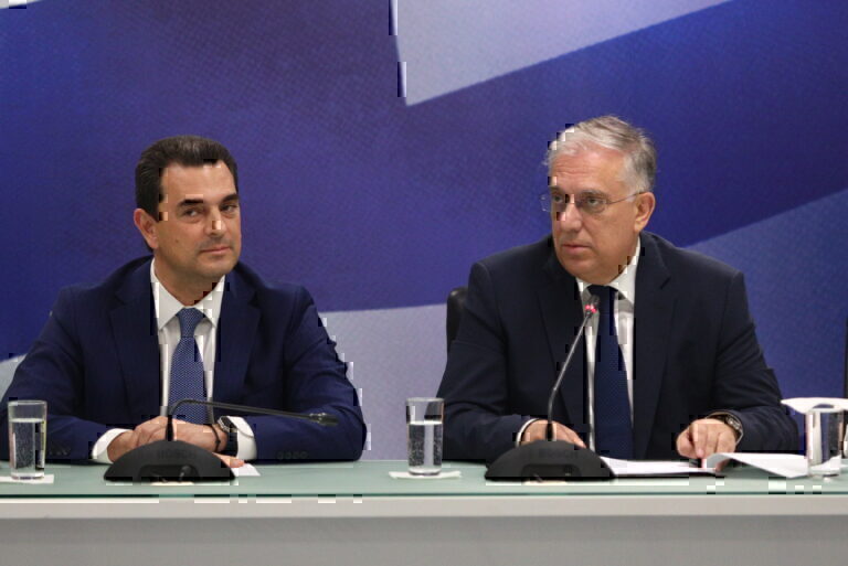 Η τελετή παράδοσης παραλαβής στο υπουργείο Ανάπτυξης