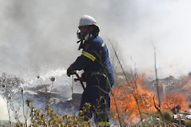 Κικίλιας: Υπάρχει βίντεο με εμπρηστή να βάζει φωτιά στη Βάρης-Κορωπίου