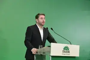 Ανδρουλάκης: Δεν θα είμαι όμηρος κανενός εντός και εκτός ΠΑΣΟΚ - Πότε και πως θα γίνουν οι εκλογές