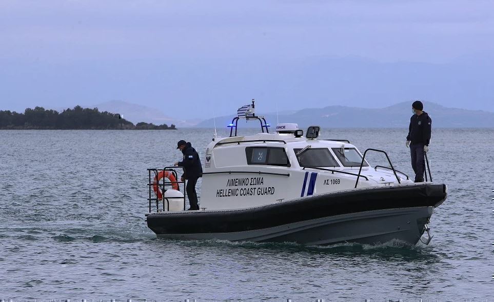 Σχινιάς: Θρίλερ με τη σορό που εντοπίστηκε στη θάλασσα- Τουλάχιστον 20 μέρες στο νερό
