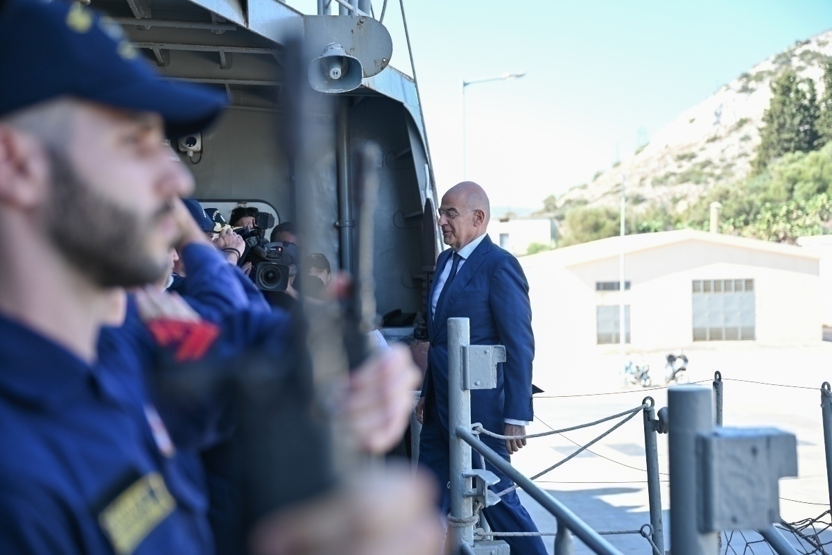 Δένδιας για φρεγάτα «Ψαρά»: Θα παρέχει συνοδεία στον μεγαλύτερο εμπορικό στόλο του πλανήτη