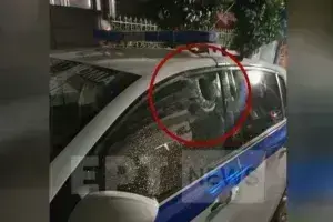 Χαλάνδρι: Ρομά επιτέθηκαν σε αστυνομικούς και τους πήραν το περιπολικό