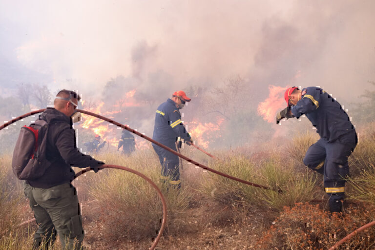 Πύρινα μέτωπα σε όλη την Ελλάδα: Δύσκολη η κατάσταση σε Μεγαλόπολη, Αργολίδα – Φωτιές και στην Αττική – Που ήχησε το 112 [συνεχής ενημέρωση]