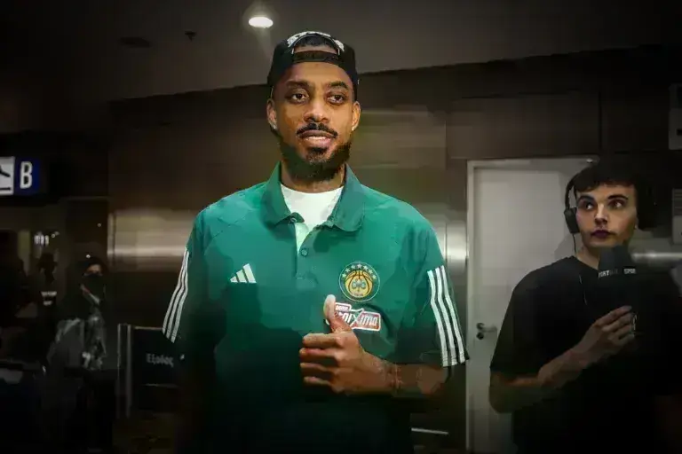 Παναθηναϊκός: Στην Αθήνα ο Λορέντζο Μπράουν – «Θέλω αυτό που δεν έχω πάρει, το 8ο ευρωπαϊκό»