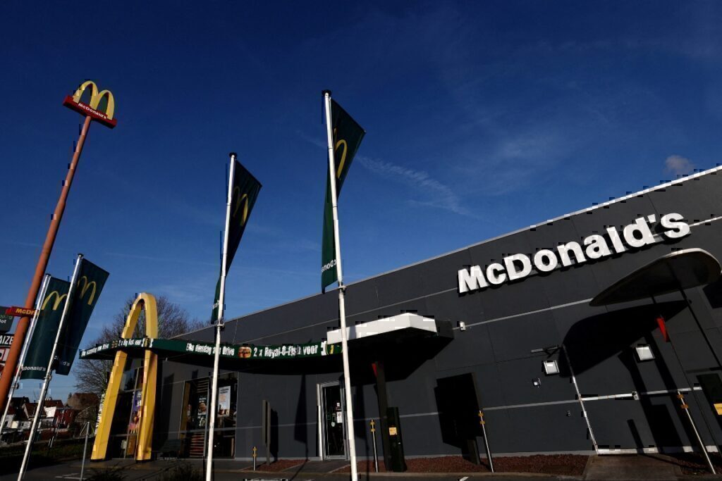McDonald’s: Δικαστική απόφαση «βόμβα» για την παγκόσμια αλυσίδα – Έχασε το εμπορικό σήμα «Big Mac»