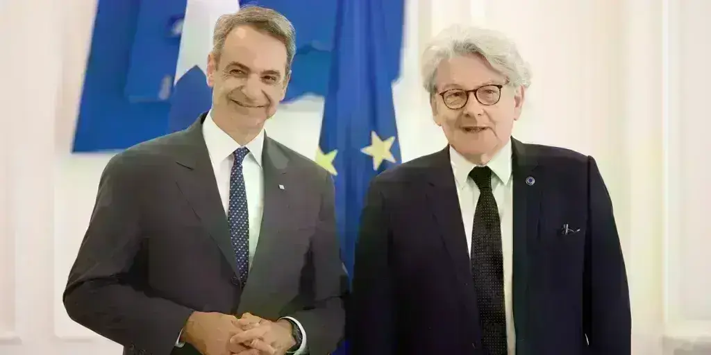 Συνάντηση Μητσοτάκη με τον Επίτροπο της ΕΕ, Τιερί Μπρετόν στο Μαξίμου -Τι συζήτησαν