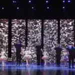 Viral βίντεο: Μπαμπάδες ανέβηκαν στη σκηνή και χόρεψαν μπαλέτο με τις κόρες τους