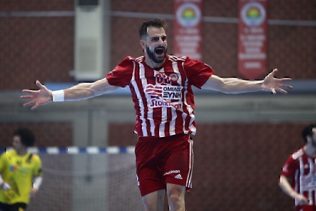 Χάντμπολ – Ολυμπιακός – ΑΕΚ 33-29: Για 4η φορά πρωταθλητές Ελλάδας οι ερυθρόλευκοι
