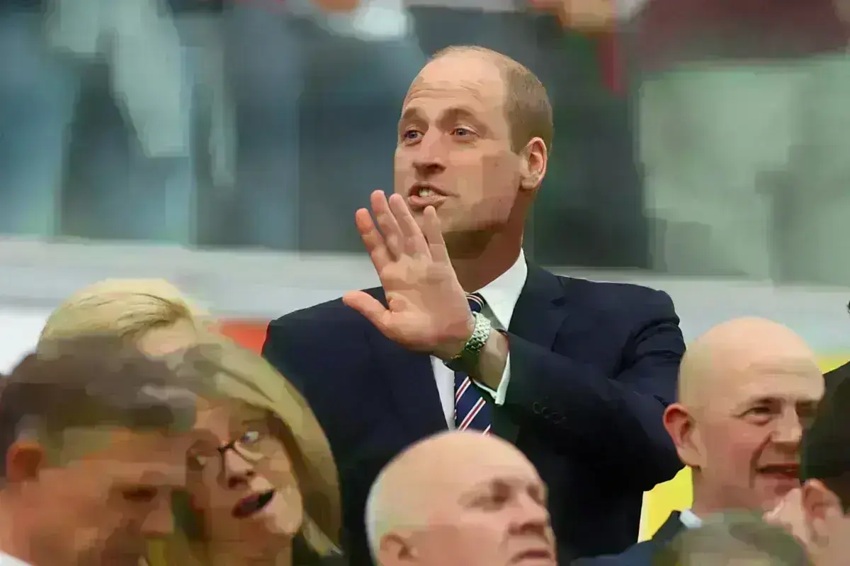 Πρίγκιπας Ουίλιαμ: Ξεσάλωσε στη συναυλία της Τέιλορ Σουίφτ στο Λονδίνο - Χόρεψε και έβγαλε selfie με την τραγουδίστρια