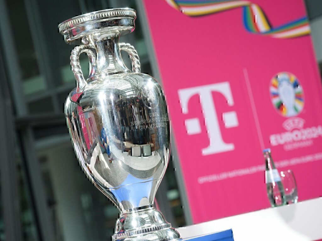 Telekom: Κορυφαία συνδεσιμότητα σε όλα τα γήπεδα του UEFA EURO 2024 TM μέσω 5G και οπτικών ινών