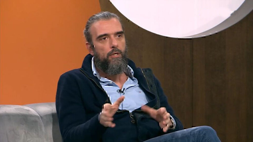Σωτήρης Τσαφούλιας: Προτιμώ το Europa League στον Ολυμπιακό παρά τις «7 Κλωστές» στο Netflix