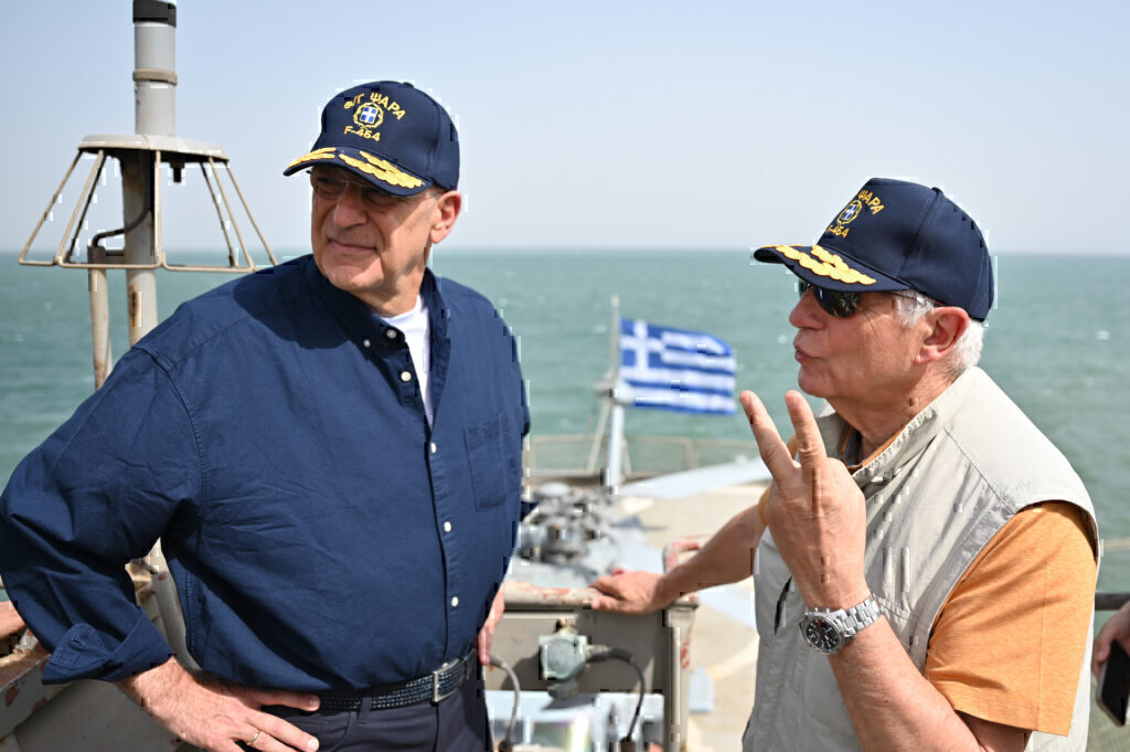Η Επίσκεψη του Δένδια και του Μπορέλ στη φρεγάτα Ψαρά σε λιμάνι του Τζιμπουτί