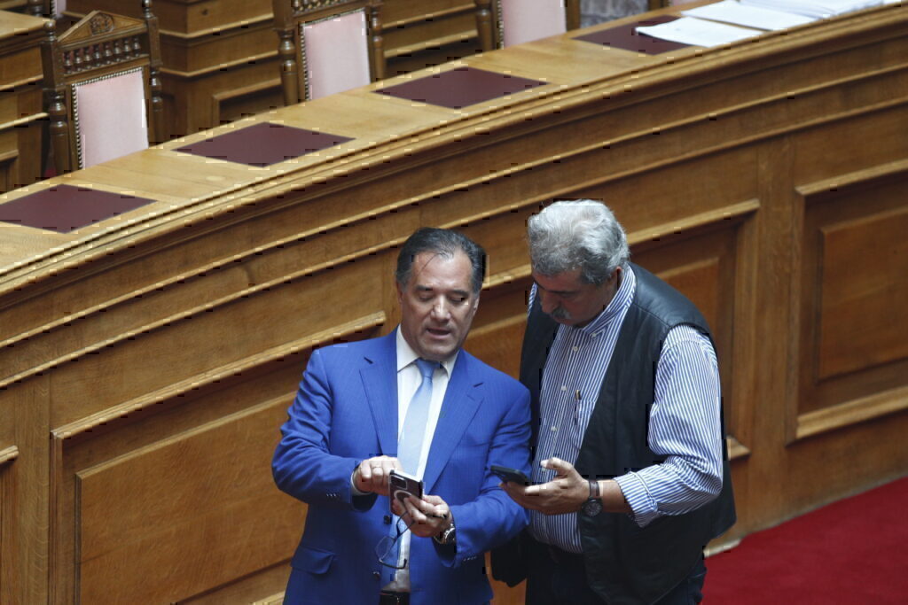 Γεωργιάδης για ιδιώτες γιατρούς: Θα επιβάλω εξαναγκασμό μόνο αν δεν βρεθεί λύση στις εφημερίες ̵