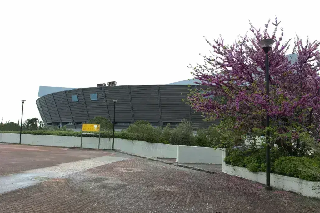 Φωτιά τώρα στα Άνω Λιόσια – Συναγερμός για το κλειστό της ΑΕΚ