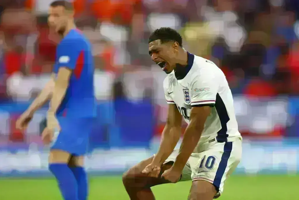 Euro 2024: Ο Μπέλιγχαμ, η χειρονομία, η απειλή τιμωρίας, ο Ρονάλντο και τα... σπουπίδια