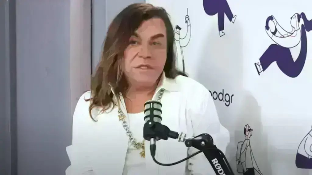 Κατάθεση ψυχής από τον Τρύφωνα Σαμαρά: «Άργησα να το κάνω με άντρα! Όταν το ανακάλυψαν οι γονείς μου…»