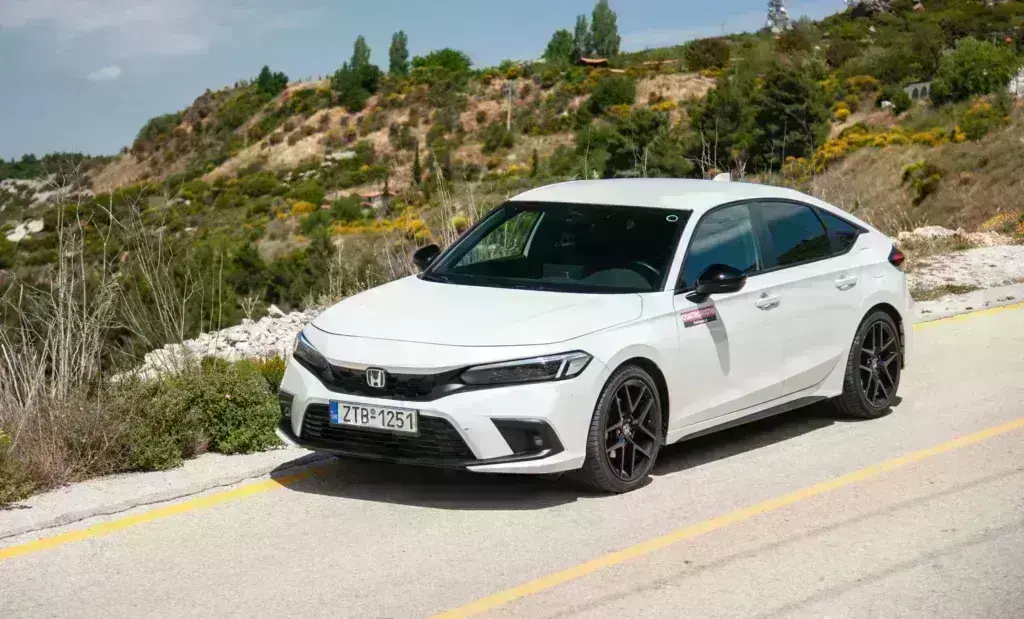 Δοκιμή Honda Civic e:HEV: Υβριδική επανάσταση