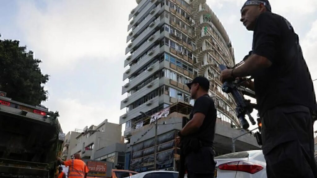 Τελ Αβίβ: Ένας νεκρός και 8 τραυματίες, από έκρηξη που προκάλεσε πτώση drone- Οι Χούθι ανέλαβαν την 