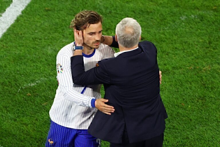 EURO 2024-Γαλλία: Η… επίσκεψη του Ντεσάμπ στον Γκριεζμάν