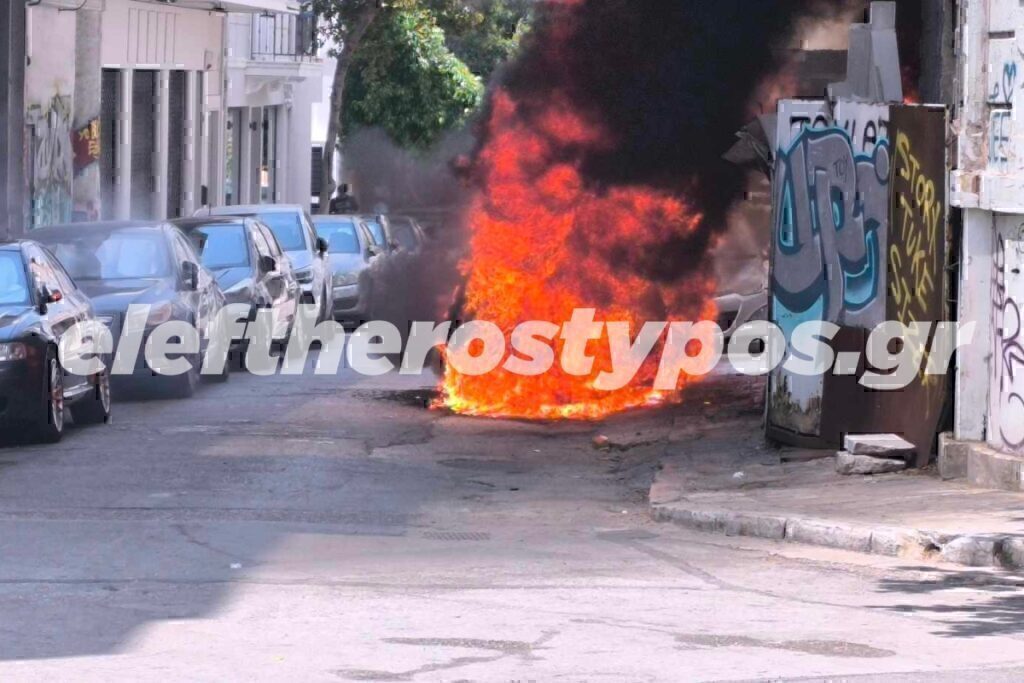Φωτιά τώρα στο Μεταξουργείο – Πού έχει διακοπεί η κυκλοφορία [εικόνες-βίντεο]