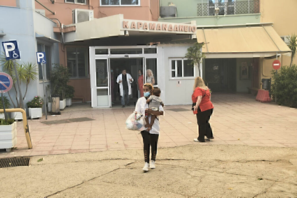 Φωτιά στην Πάτρα: Χωρίς ενεργό μέτωπο η πυρκαγιά – Στις φλόγες και το Καραμανδάνειο – Έκ