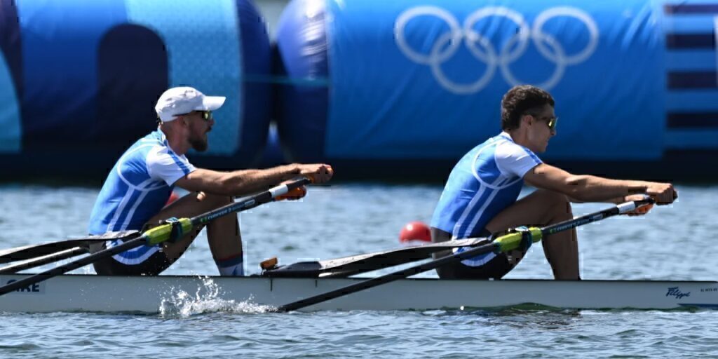 Ολυμπιακοί Αγώνες 2024 – Κωπηλασία: Με άνεση στον τελικό του διπλού σκιφ οι Παπακωνσταντίνου/Γ