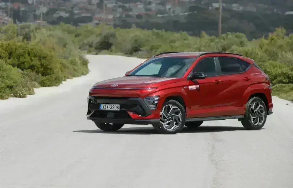 Δοκιμή Hyundai Kona 1.6T 198PS: Βιταμινούχο!