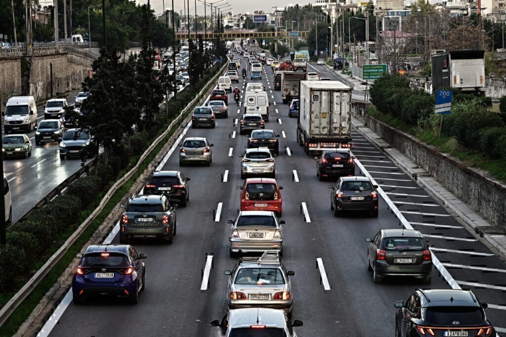 Έκτακτο: Καραμπόλα τριών οχημάτων στον Κηφισό – Ένας τραυματίας – Μεγάλες καθυστερήσεις