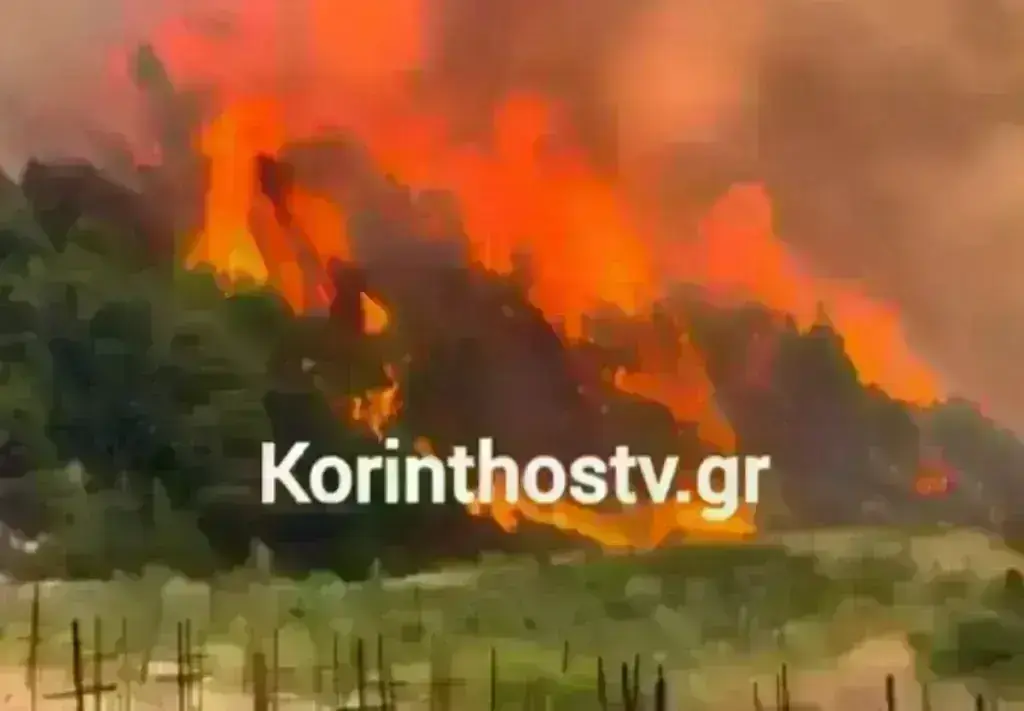 Απειλητικές διαστάσεις έχει λάβει η φωτιά στην Κορινθία – Ενισχύονται συνεχώς οι δυνάμεις