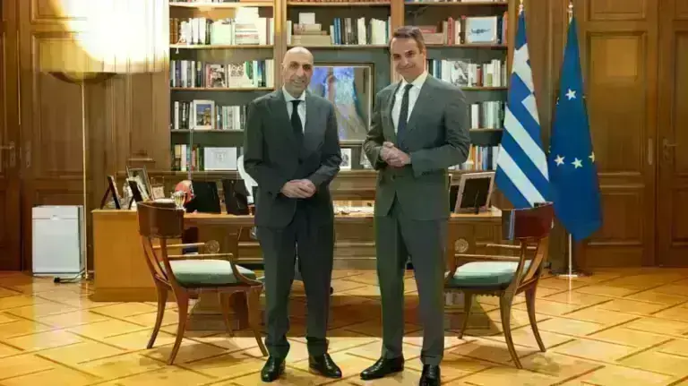 Στο Μαξίμου ο υποψήφιος πρόεδρος του ΕΒΕΑ Γιάννης Μπρατάκος