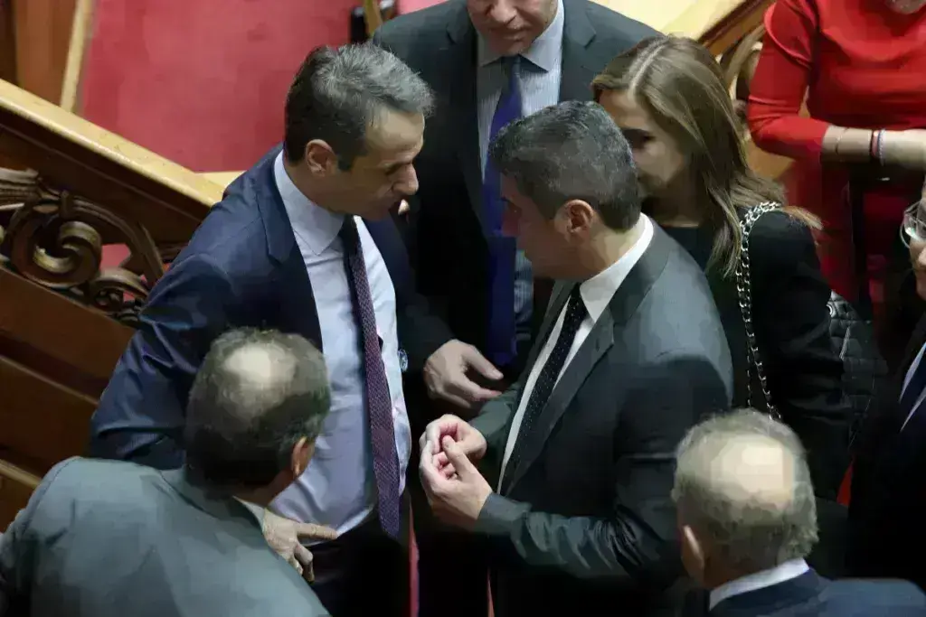 Νέα Δημοκρατία: Διεγράφη ο Αυγενάκης μετά το επεισόδιο με υπάλληλο στο «Ελ. Βενιζέλος» – Δεν π