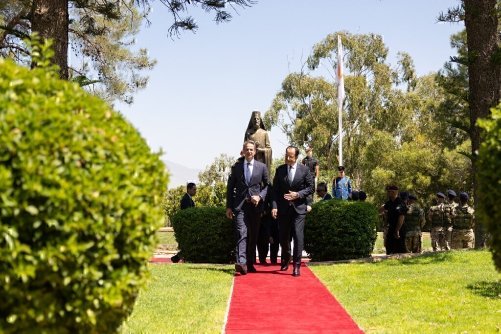 Κύπρος: Στη Μεγαλόνησο σήμερα ο Μητσοτάκης για τα 50 χρόνια από τον Αττίλα – Προκαλεί με νέα φιέστα