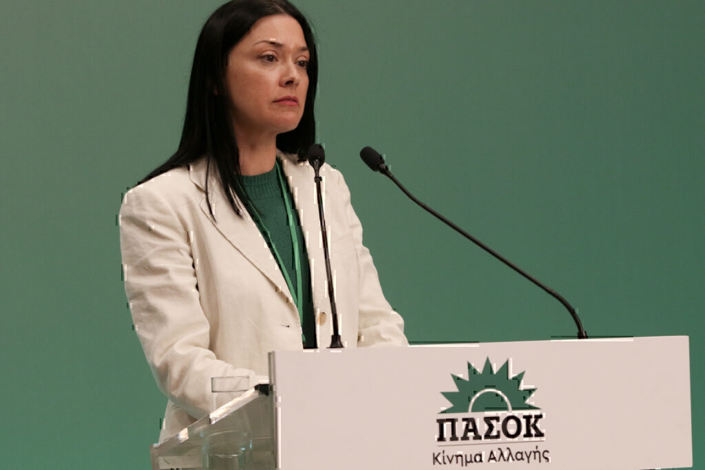 ΠΑΣΟΚ – Νάντια Γιαννακόπούλου: «Θα είμαι υποψήφια πρόεδρος»