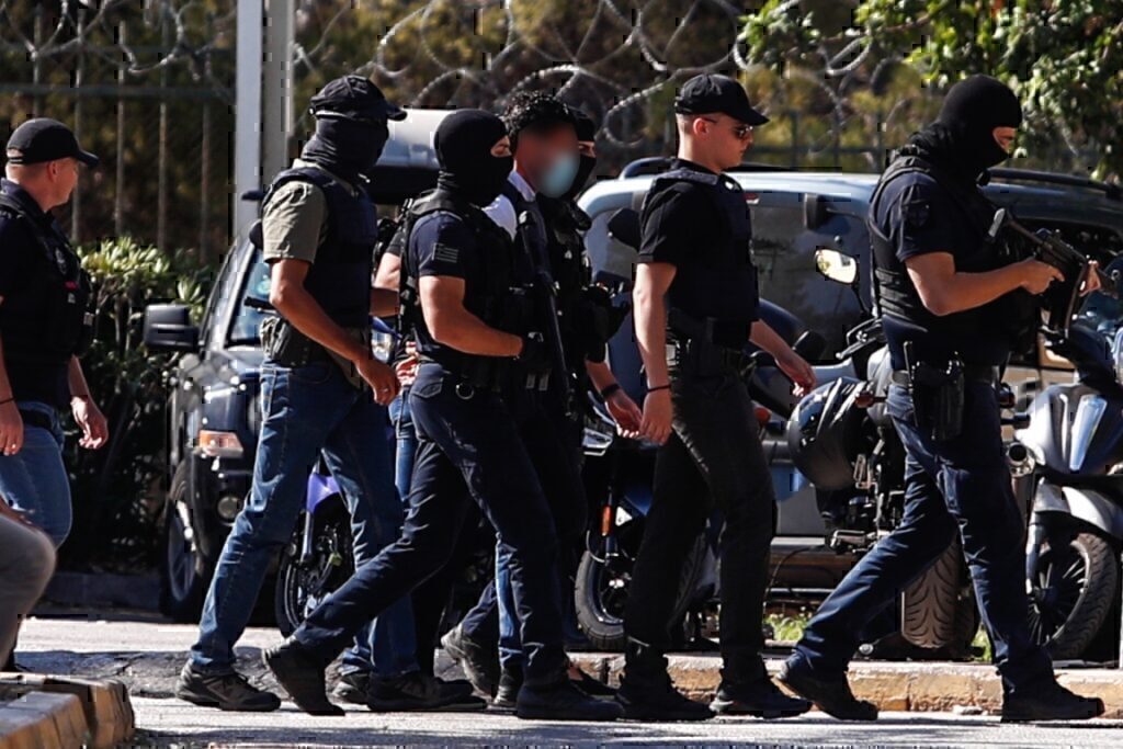 Στον ανακριτή ο 44χρονος εκτελεστής του τοπογράφου στο Ψυχικό – Νέες αποκαλύψεις για τον επιχε