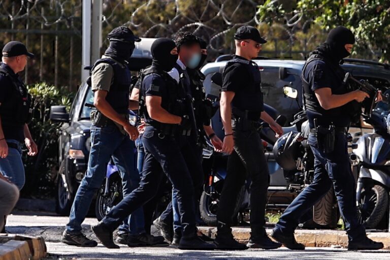 Στον ανακριτή ο 44χρονος εκτελεστής του τοπογράφου στο Ψυχικό – Νέες αποκαλύψεις για τον επιχειρηματία που φέρεται ως ηθικός αυτουργός